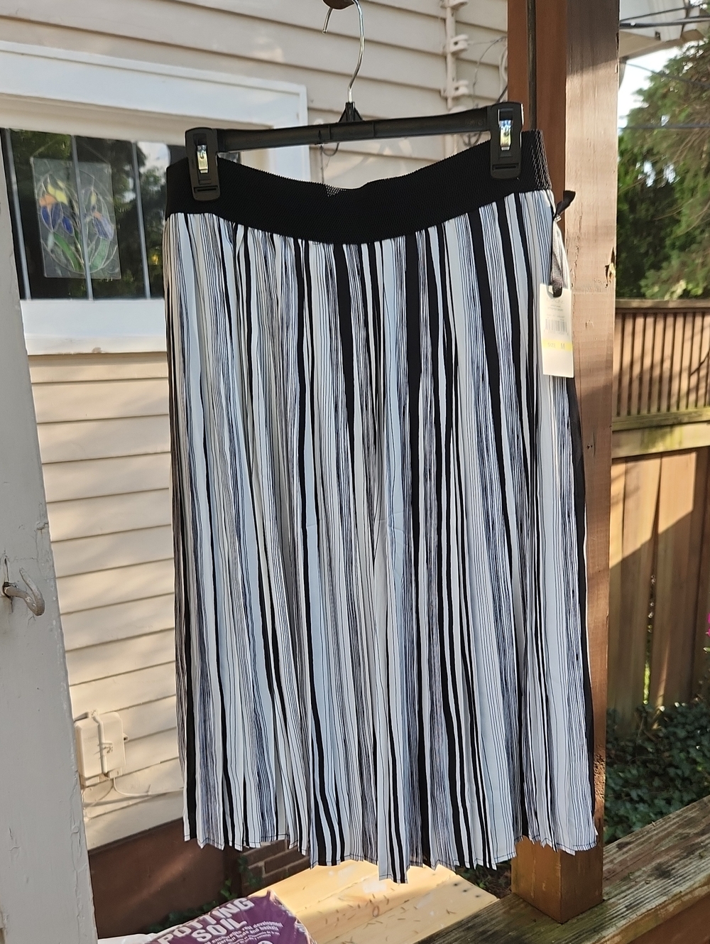 Black & White Vertical-Stripe Pleated Midi Skirt